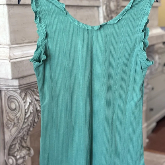 Wonderly Women’s Tank Size Large Ruffle Sleeve Green - Picture 3 of 6